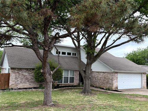 4610 Bellefontaine Ct, Arlington, TX, 76017-2179 | Card Image