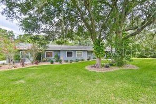 820 Crenshaw Lake Rd, LUTZ, FL, 33548-8129 | Card Image
