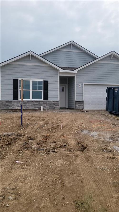 36425 W 102nd Pl, De Soto, KS, 66018-2203 | Card Image
