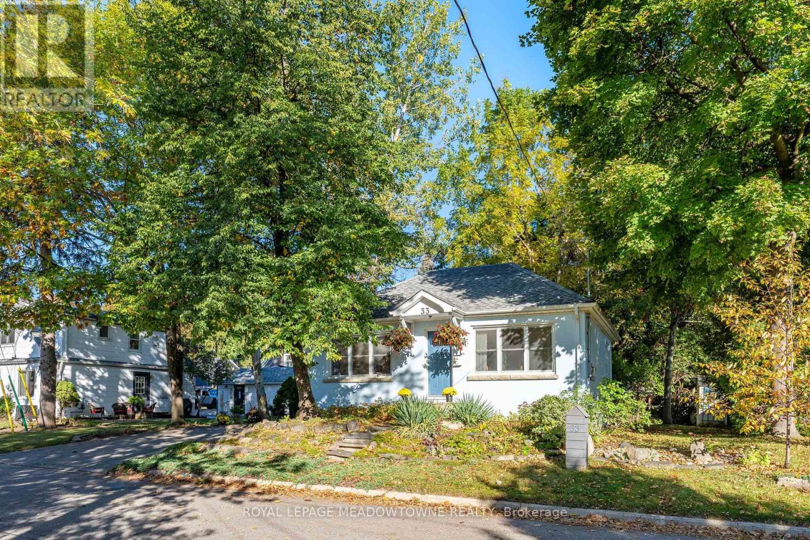 33 Durham St, For Sale in Georgetown - eXp Realty
