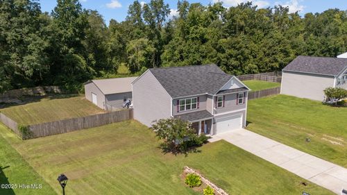329 Tina Mae Dr, Vanceboro, NC, 28586-0020 | Card Image