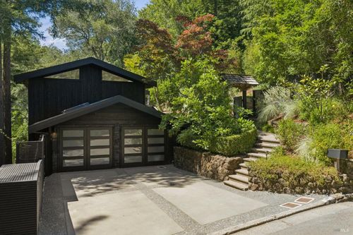 83 Hatzic Court, Larkspur, CA, 94939 | Card Image