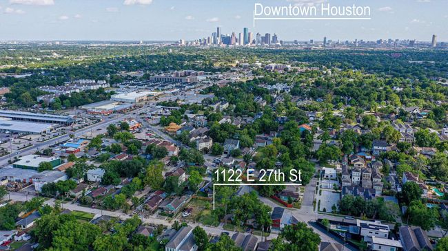 1110 E 27 Th St, House other with 5 bedrooms, 3 bathrooms and 2 parking in Houston TX | Image 4