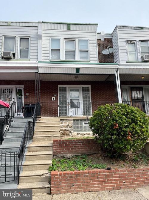 421 Roselyn St, PHILADELPHIA, PA, 19120-1836 | Card Image