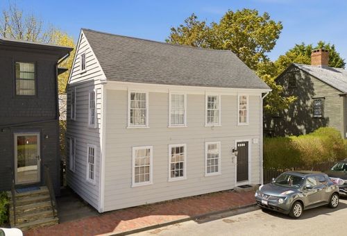 5 Division St, Newport, RI, 02840-3119 | Card Image