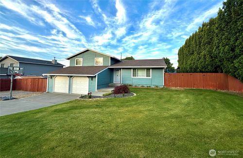 2404 Mark Ave, Richland, WA, 99352-9212 | Card Image