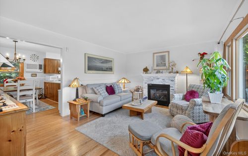 2 Perkins Ave, Amityville, NY, 11701-3732 | Card Image