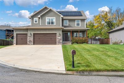 1404 Nw Red Oak Court, House other with 4 bedrooms, 2 bathrooms and null parking in Grain Valley MO | Image 2