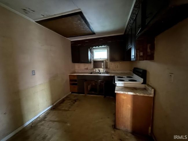 1727 W 10 Th St, House other with 2 bedrooms, 1 bathrooms and null parking in Marion IN | Image 5