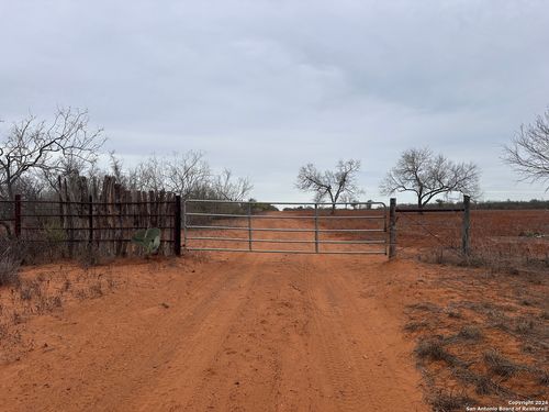 001 County Road 354, Charlotte, TX, 78011 | Card Image