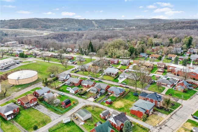 964 Union Ave, House other with 3 bedrooms, 3 bathrooms and 2 parking in Brackenridge PA | Image 30
