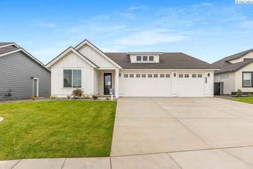 5916 Road 122, Pasco, WA, 99301 | Card Image