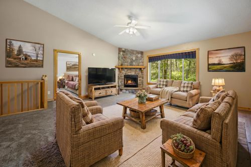 24217 White Pine Drive, Nisswa, MN, 56468 | Card Image