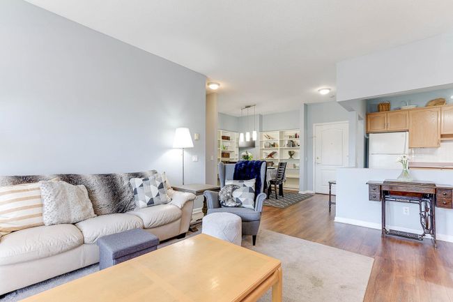 203 - 21975 49 Avenue, Condo with 2 bedrooms, 2 bathrooms and 2 parking in Langley BC | Image 7