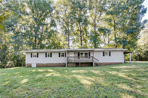 3146 Poplar Forest Ln, Asheboro, NC, 27205-2389 | Card Image