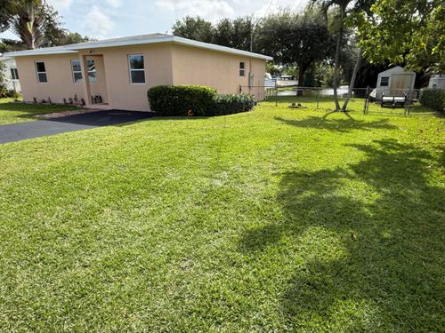 1417 Willow Rd, West Palm Beach, FL, 33406-5851 | Card Image