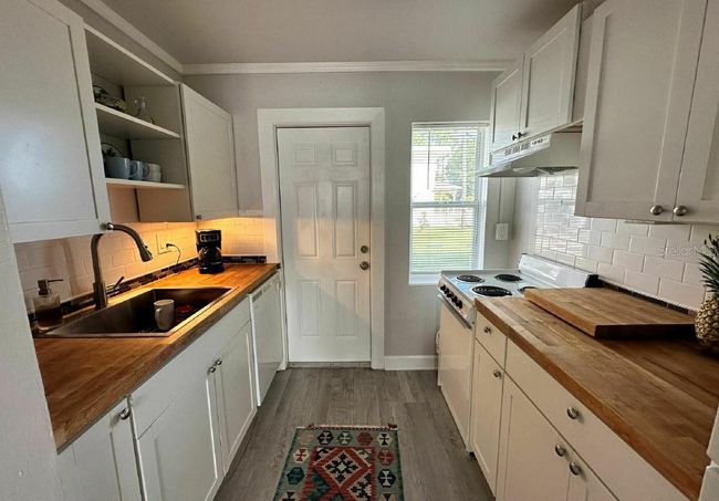 6900 Miami Dr, Home with 4 bedrooms, 4 bathrooms and null parking in INDIAN LAKE ESTATES FL | Image 12