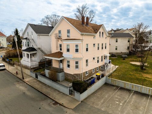 113 Dover St, Fall River, MA, 02721-8117 | Card Image