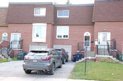 56 Crockamhill Dr, Condo with 3 bedrooms, 2 bathrooms and 3 parking in Toronto ON | Image 1