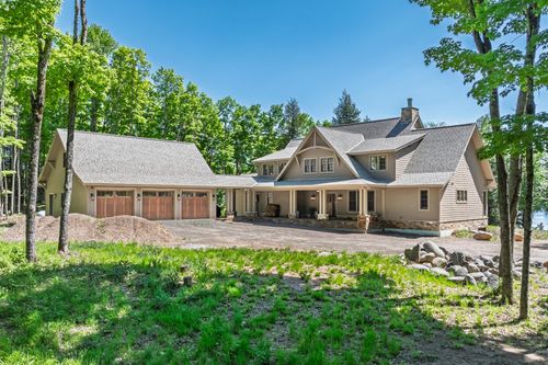 18751 Big Lake Rd, Watersmeet, MI, 49969 | Card Image