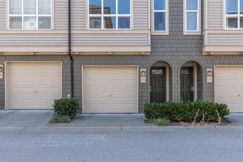 7938 209 St, Langley, BC, V2Y0K1 | Card Image