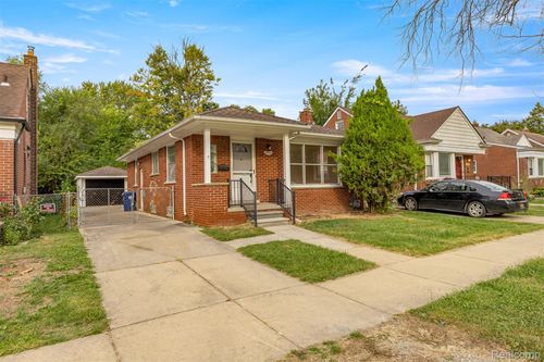 9935 Hemingway, Redford, MI, 48239-2204 | Card Image
