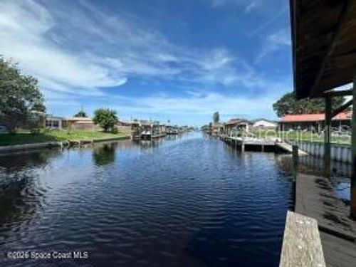 2050 Porpoise St, Merritt Island, FL, 32952-5686 | Card Image