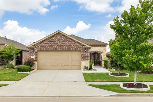7612 Rampart Dr, Aubrey, TX, 76227-2110 | Card Image
