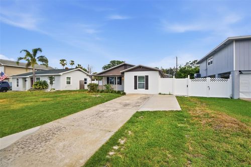 1842 Shore Acres Blvd Ne, ST PETERSBURG, FL, 33703-3356 | Card Image