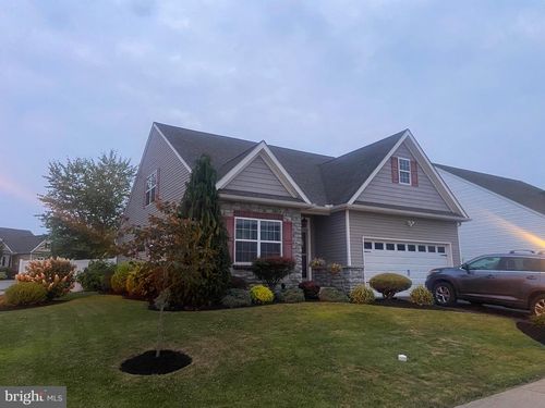 80 Evan Dr, YORK, PA, 17404-9421 | Card Image