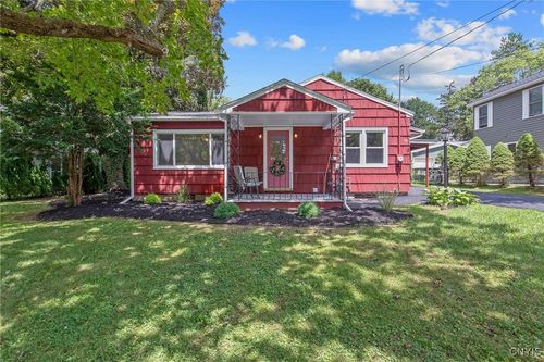 32 Brown St, Lysander, NY, 13027-1157 | Card Image