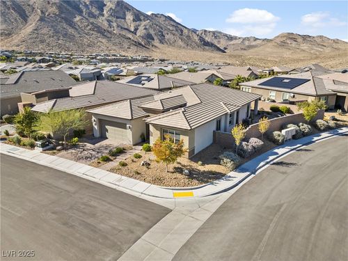 11032 Black Fire Opal Dr, Las Vegas, NV, 89138-6198 | Card Image