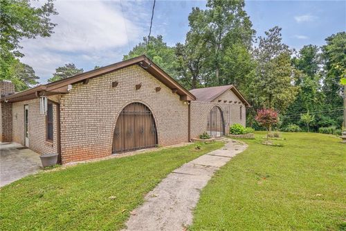 4296 Linda Ln Sw, Lilburn, GA, 30047-4062 | Card Image
