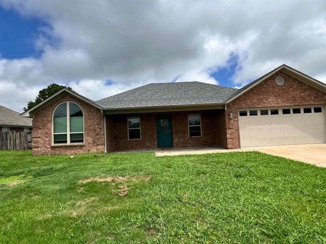 4 Weatherton Drive, House other with 4 bedrooms, 2 bathrooms and null parking in Vilonia AR | Image 6