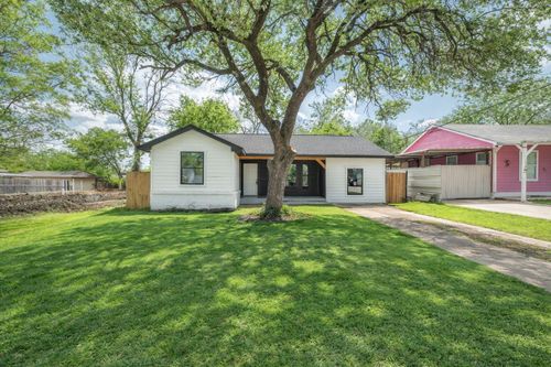 5620 Hiett Court, Fort Worth, TX, 76112 | Card Image