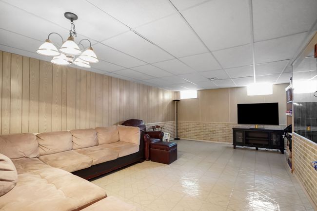 519 W Flint St, House other with 3 bedrooms, 3 bathrooms and null parking in Davison MI | Image 41