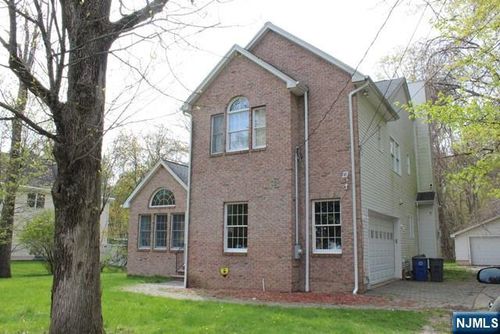 62 E Crescent Ave, Mahwah, NJ, 07430-1567 | Card Image