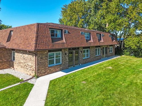 i-2130 Elmview Drive, Ashwaubenon, WI, 54304 | Card Image