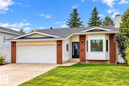 7307 152c Ave Nw, Edmonton, AB, T5C3N3 | Card Image