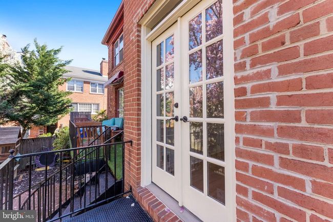 911 S Lee St, Townhouse with 4 bedrooms, 4 bathrooms and null parking in ALEXANDRIA VA | Image 41