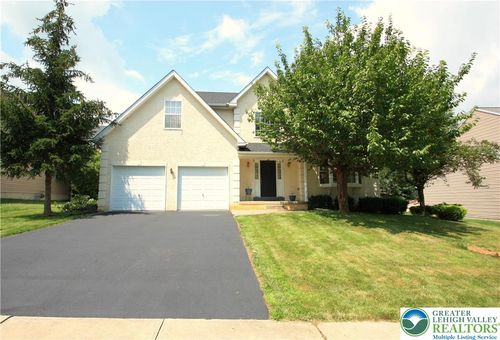 3814 Clay Dr, Macungie, PA, 18062-9275 | Card Image