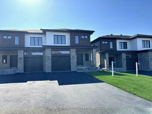6831 Monument Way, South Glengarry, ON, K0C2E0 | Card Image