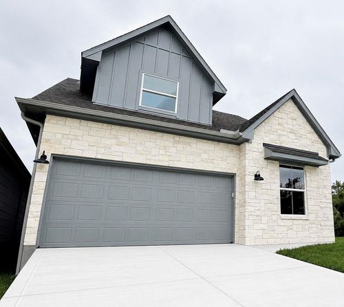 110 Cove Place Ct, Montgomery, TX, 77356-5871 | Card Image