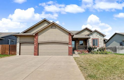 1213 N Lake Ridge Dr, Derby, KS, 67037-7966 | Card Image