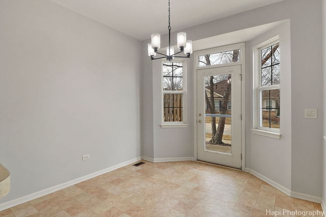 2 - 2265 Meadowcroft Ln, Townhouse with 2 bedrooms, 1 bathrooms and 2 parking in Grayslake IL | Image 13