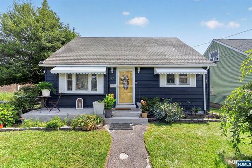97 Wabash Avenue, Paterson, NJ, 07503 | Card Image
