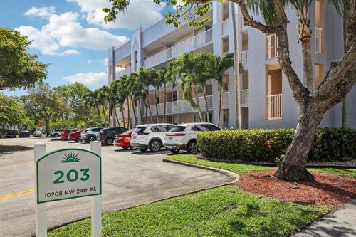 102-10208 Nw 24th Pl, Sunrise, FL, 33322-6862 | Card Image