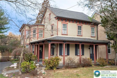 975 Gravel Pike, PALM, PA, 18070-1205 | Card Image