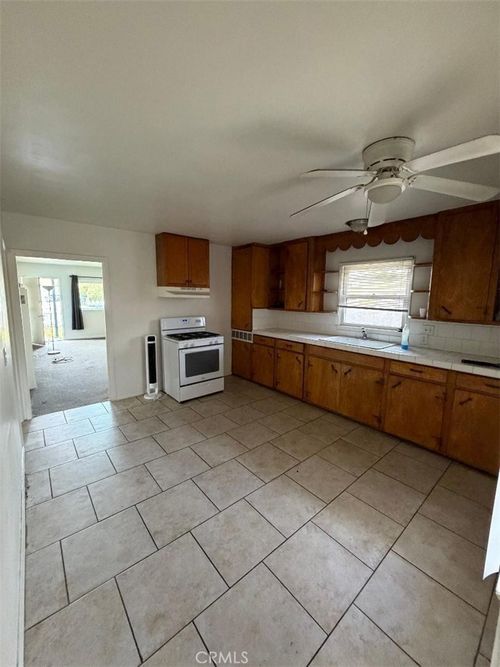 427 Hamilton St, Costa Mesa, CA, 92627-2093 | Card Image