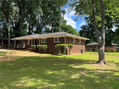 4925 Sugar Valley Rd Sw, Mableton, GA, 30126-1523 | Card Image